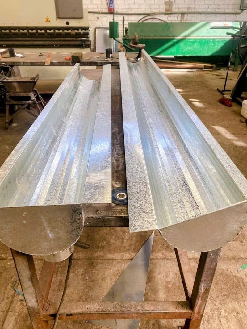 Canalones de lámina galvanizada fabricados a la medida
